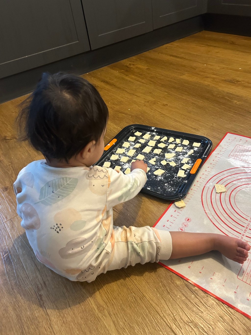 How I Include My Toddler in Everyday Tasks